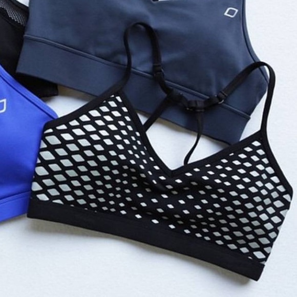 Lorna Jane Other - Lorna Jane black sport bra